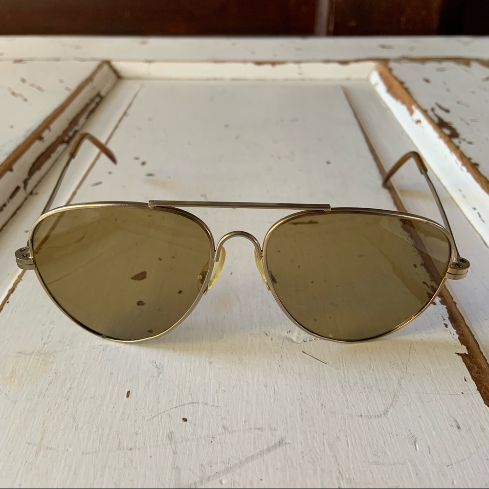 Vintage 1980’s Men’s Sunglasses Retro cool